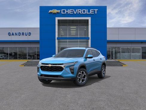 New 2026 Chevrolet Trax LT w/ Driver Confidence Package FWD image 32