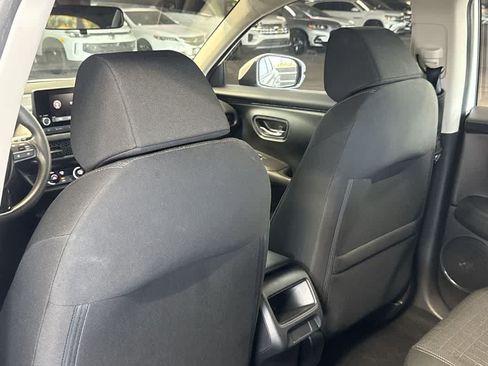 Used 2024 Honda HR-V LX image 23