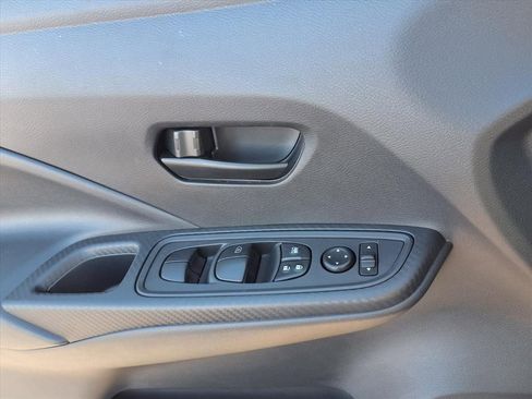 Certified 2025 Nissan Versa S w/ Trunk Package image 16