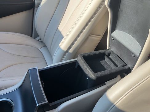 Used 2018 Lincoln MKC Reserve w/ Lincoln MKC Climate Package image 25