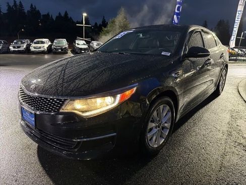 Used 2018 Kia Optima EX w/ Premium Package image 5