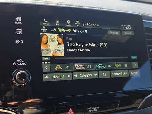 Used 2022 Honda Pilot Sport image 18