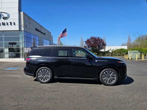 New 2025 INFINITI QX80 Sensory image 8