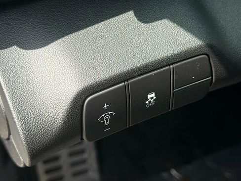 New 2026 Hyundai Elantra Sport FWD image 10