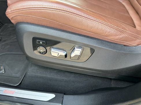 Used 2021 BMW X5 xDrive45e w/ Executive Package image 24