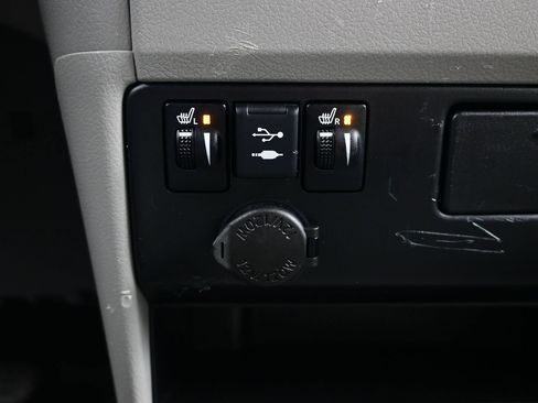 Used 2020 Toyota Sienna XLE FWD image 20