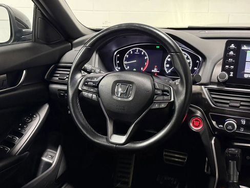 Used 2018 Honda Accord Sport image 23