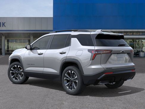 New 2026 Chevrolet Equinox RS w/ Convenience Package III FWD image 3
