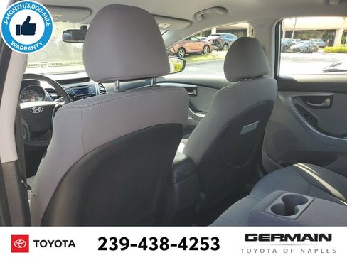Used 2014 Hyundai Elantra SE FWD image 22