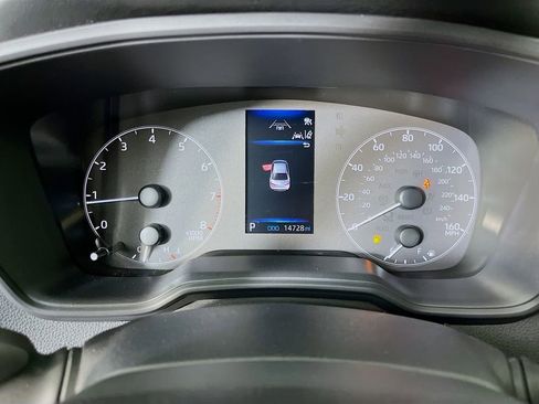 Used 2025 Toyota Corolla LE FWD image 17