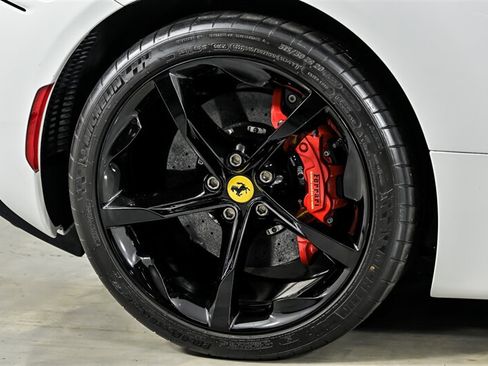 Used 2023 Ferrari SF90 Stradale AWD/4WD image 11