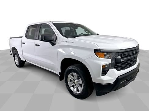 Used 2022 Chevrolet Silverado 1500 W/T w/ WT Value Package AWD/4WD image 2