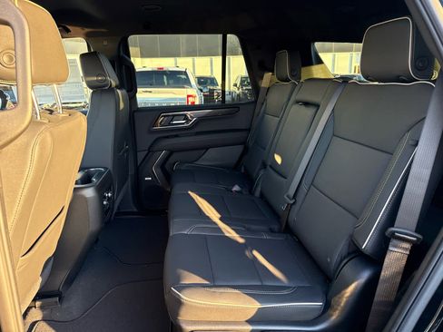 New 2026 GMC Yukon Elevation image 22