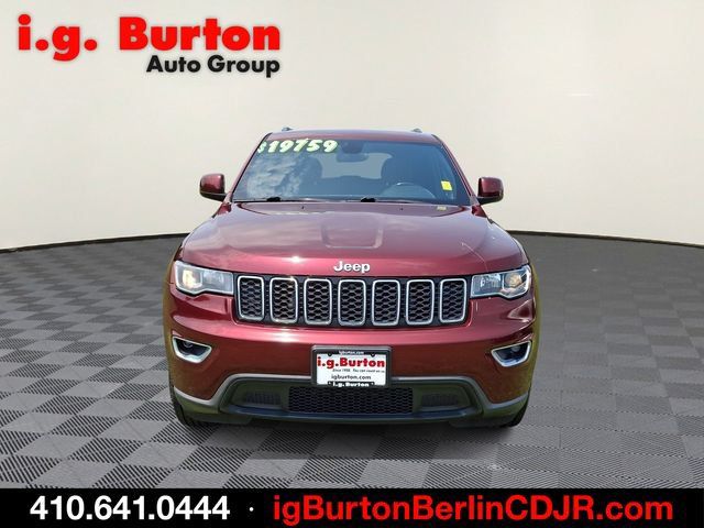Used 2020 Jeep Grand Cherokee Laredo AWD/4WD image 2