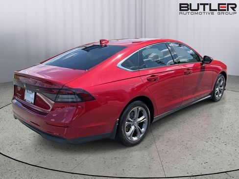 Used 2024 Honda Accord EX image 6