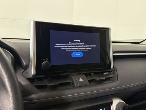 Used 2024 Toyota RAV4 LE FWD image 19