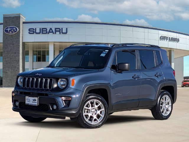 Used 2022 Jeep Renegade Latitude w/ Convenience Group AWD/4WD image 1