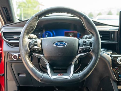 Used 2023 Ford Explorer ST w/ Equipment Group 401A AWD/4WD image 17
