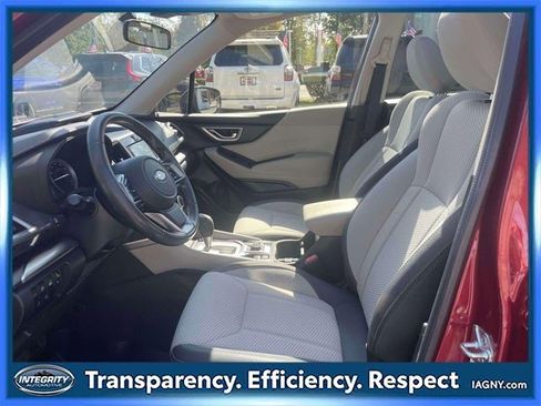 Used 2023 Subaru Forester Premium image 15