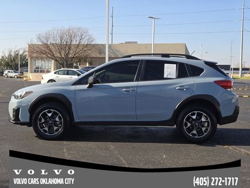 Used 2020 Subaru Crosstrek 2.0i image 3