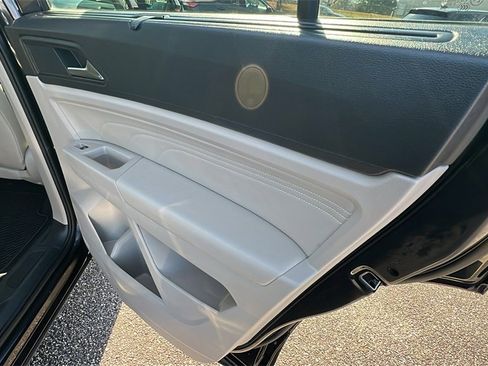 Used 2022 Volkswagen Atlas SE image 18