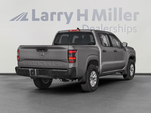 New 2026 Nissan Frontier Pro-X w/ Tow Package RWD image 2