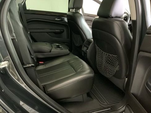 Used 2014 Cadillac SRX Luxury image 31