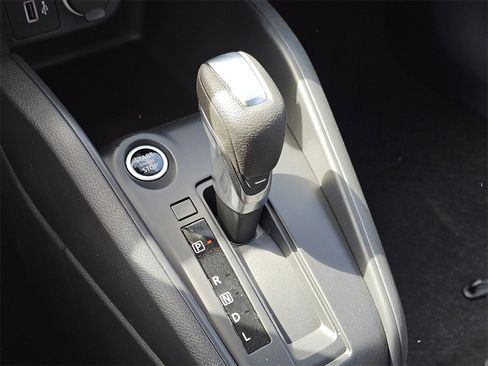 New 2025 Nissan Kicks Play S image 12