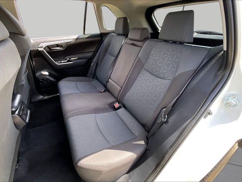 Used 2025 Toyota RAV4 XLE FWD image 21