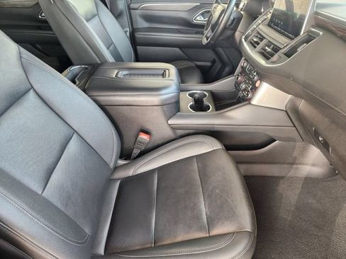 Used 2024 Chevrolet Tahoe LT RWD image 13