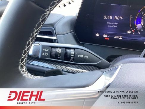 Used 2024 Chevrolet Traverse RS AWD/4WD image 30