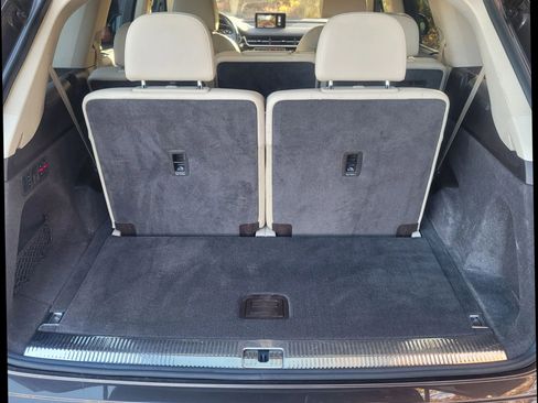 Used 2018 Audi Q7 3.0T Prestige w/ Prestige Package image 14