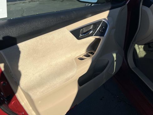 Used 2013 Nissan Altima 2.5 S image 6