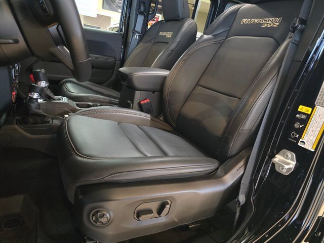 Used 2025 Jeep Wrangler Unlimited Rubicon 392 AWD/4WD image 5