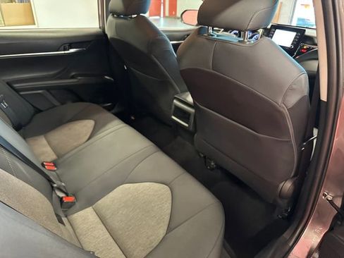 Certified 2021 Toyota Camry LE FWD image 15