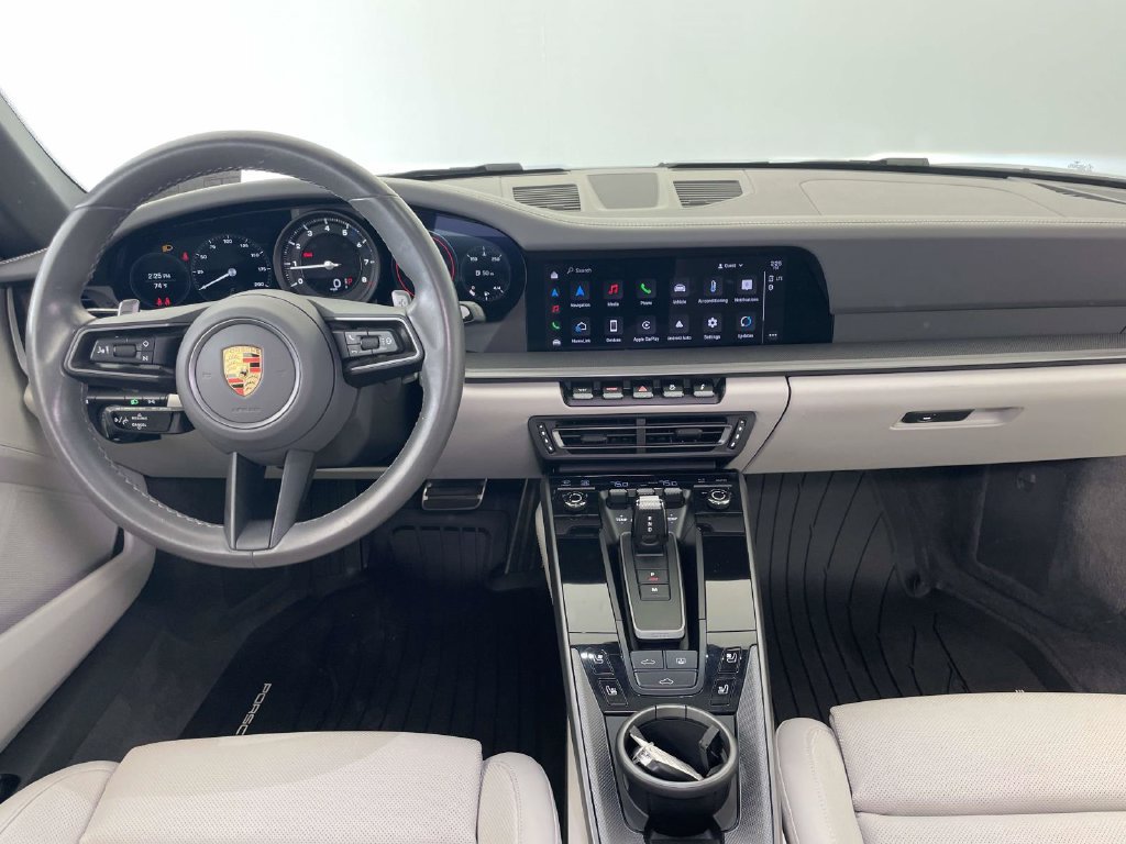 Certified 2024 Porsche 911 Carrera RWD image 22