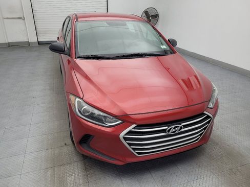 Used 2017 Hyundai Elantra SE w/ Cargo Package image 14