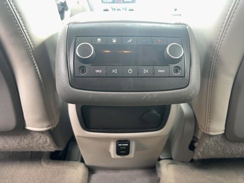 Used 2016 GMC Acadia SLT image 15