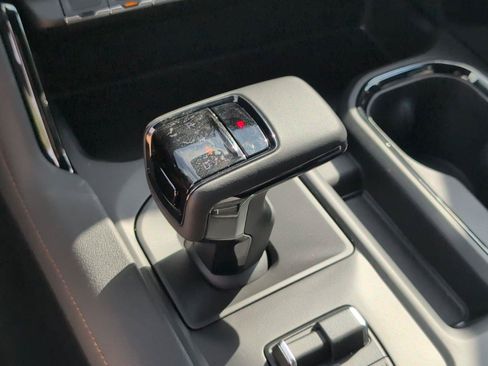 New 2026 GMC Sierra 1500 AT4 w/ AT4 Premium Package AWD/4WD image 26
