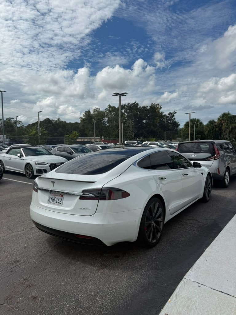 Used 2019 Tesla Model S Performance AWD/4WD image 12