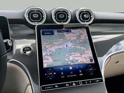 Certified 2026 Mercedes-Benz GLC 300 4MATIC image 12