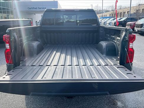 Used 2025 Chevrolet Silverado 1500 LT w/ Leather Package image 31