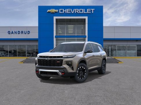 New 2027 Chevrolet Traverse Z71 w/ Driver Confidence Package AWD/4WD image 8