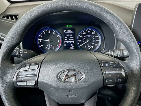 Used 2023 Hyundai Kona SEL AWD/4WD image 12