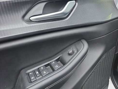 Used 2023 Jeep Grand Cherokee L Laredo image 19