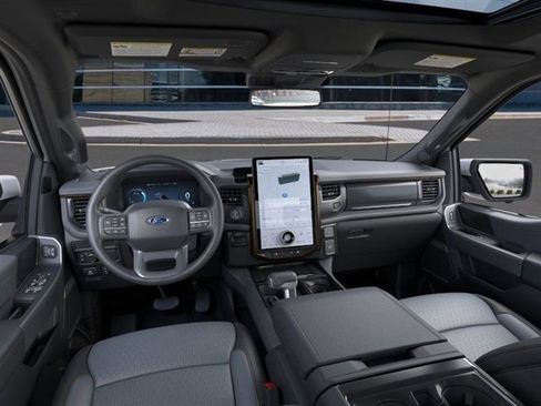 New 2025 Ford F150 Lightning Lariat image 31
