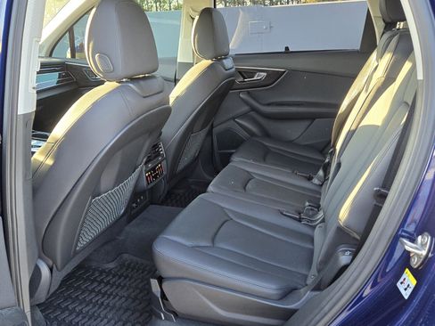 Used 2023 Audi Q7 3.0T Prestige image 14