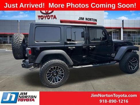 Used 2019 Jeep Wrangler Unlimited Sport S AWD/4WD image 7