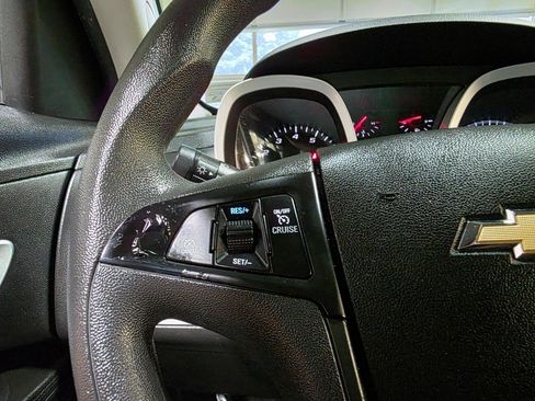 Used 2016 Chevrolet Equinox LS AWD/4WD image 29