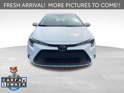 Certified 2020 Toyota Corolla LE FWD image 2